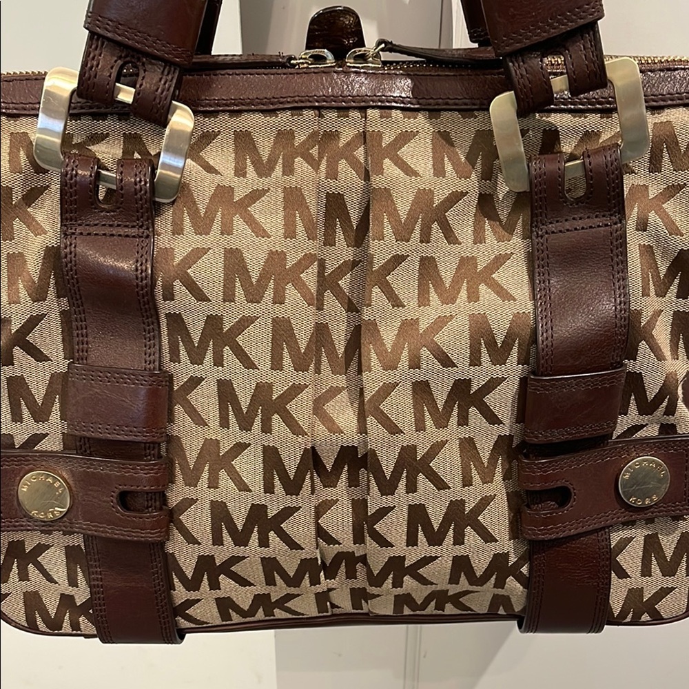 Michael Kors Brown Monogram Bag - Picture 3 of 11